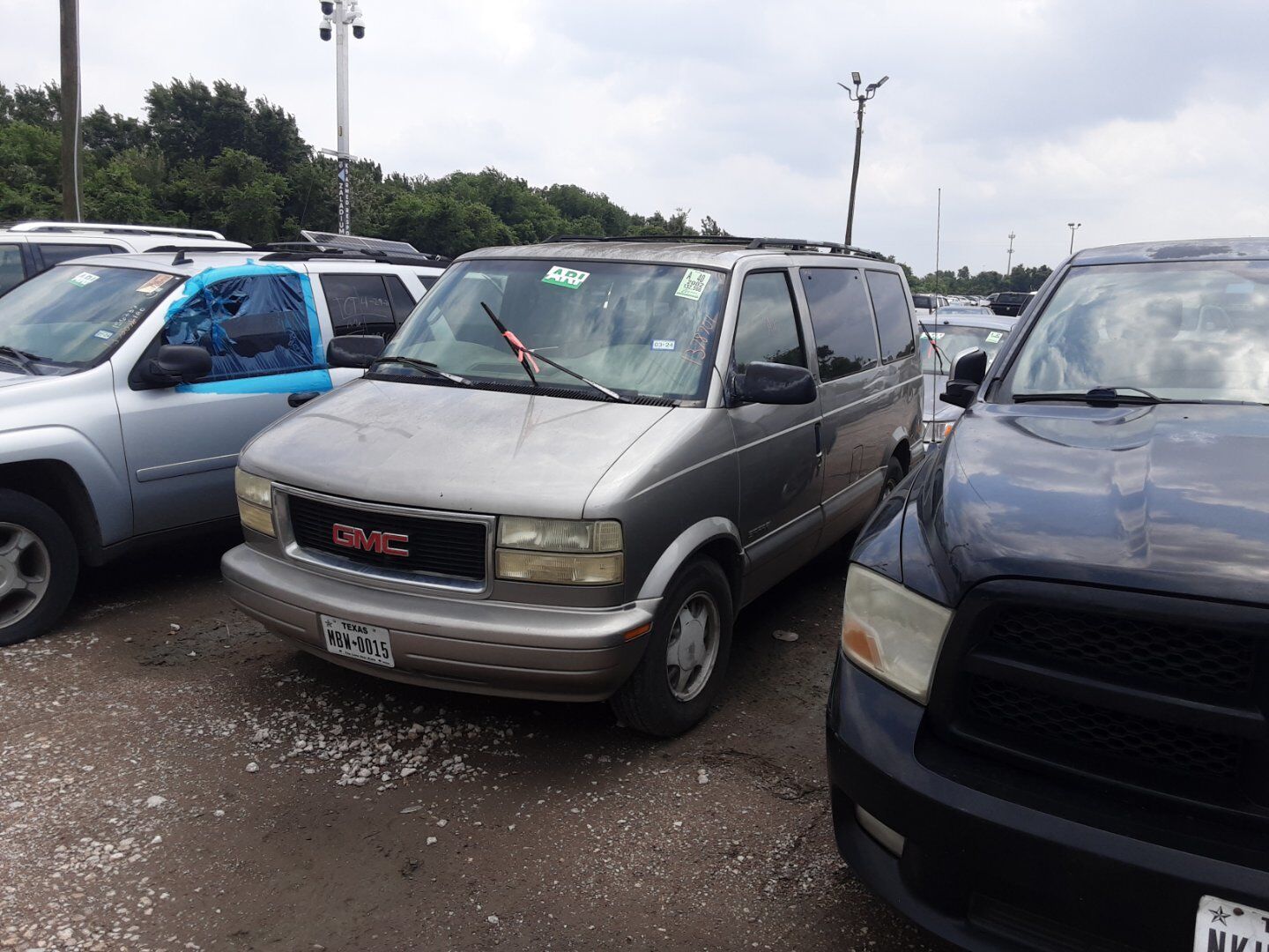 GMC Safari