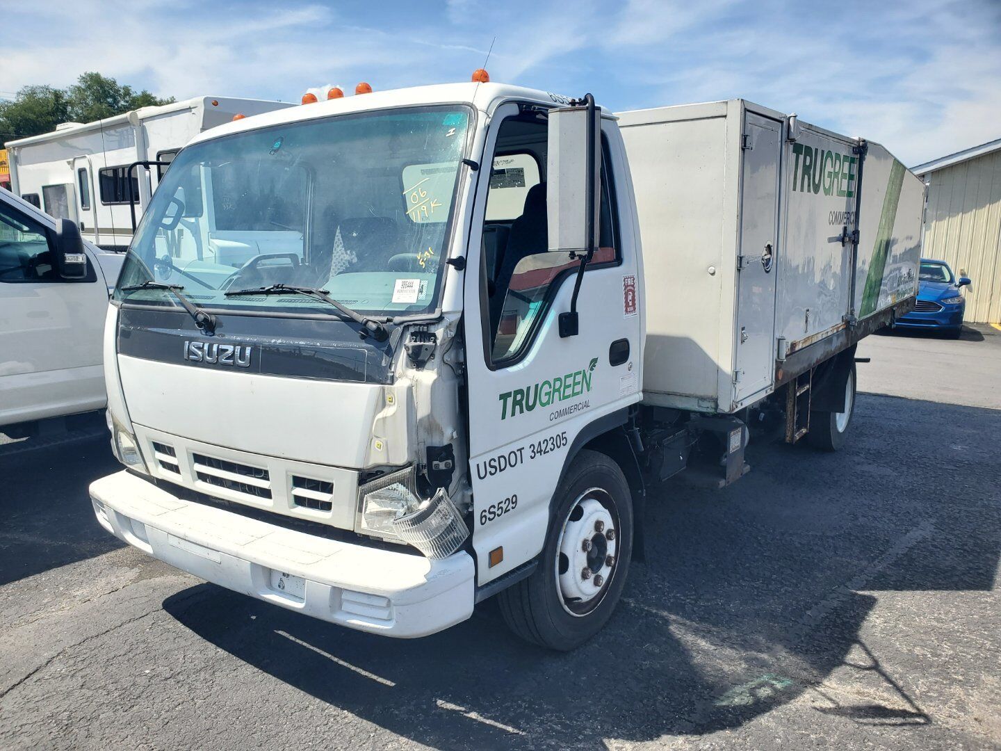 ISUZU