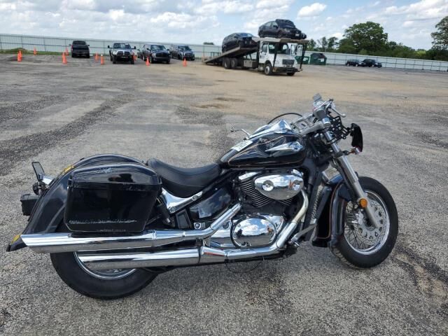 Suzuki VL800K