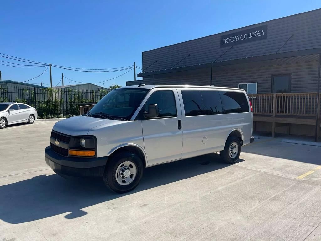 2016 CHEVROLET Express