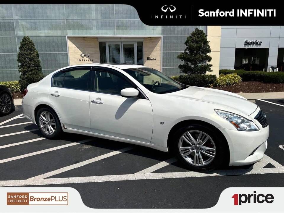 Infiniti Q40