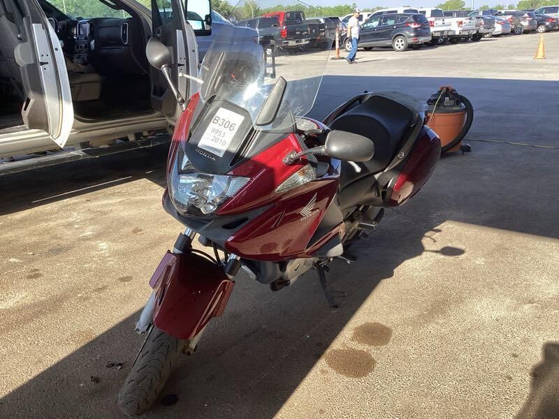 Honda NT700VA/NT700V