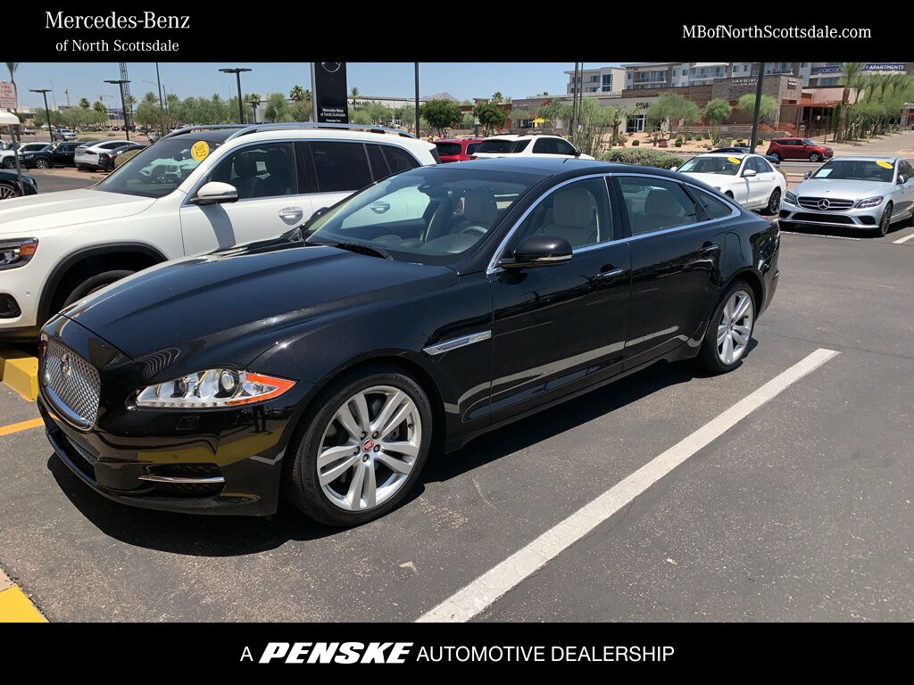 Jaguar XJ