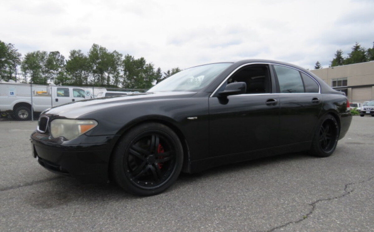 BMW 745i
