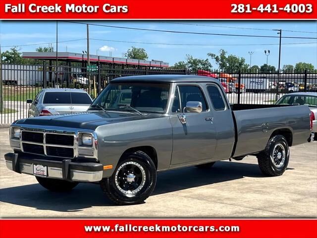 Dodge D-Series