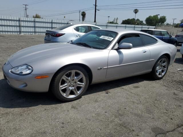Jaguar XK8