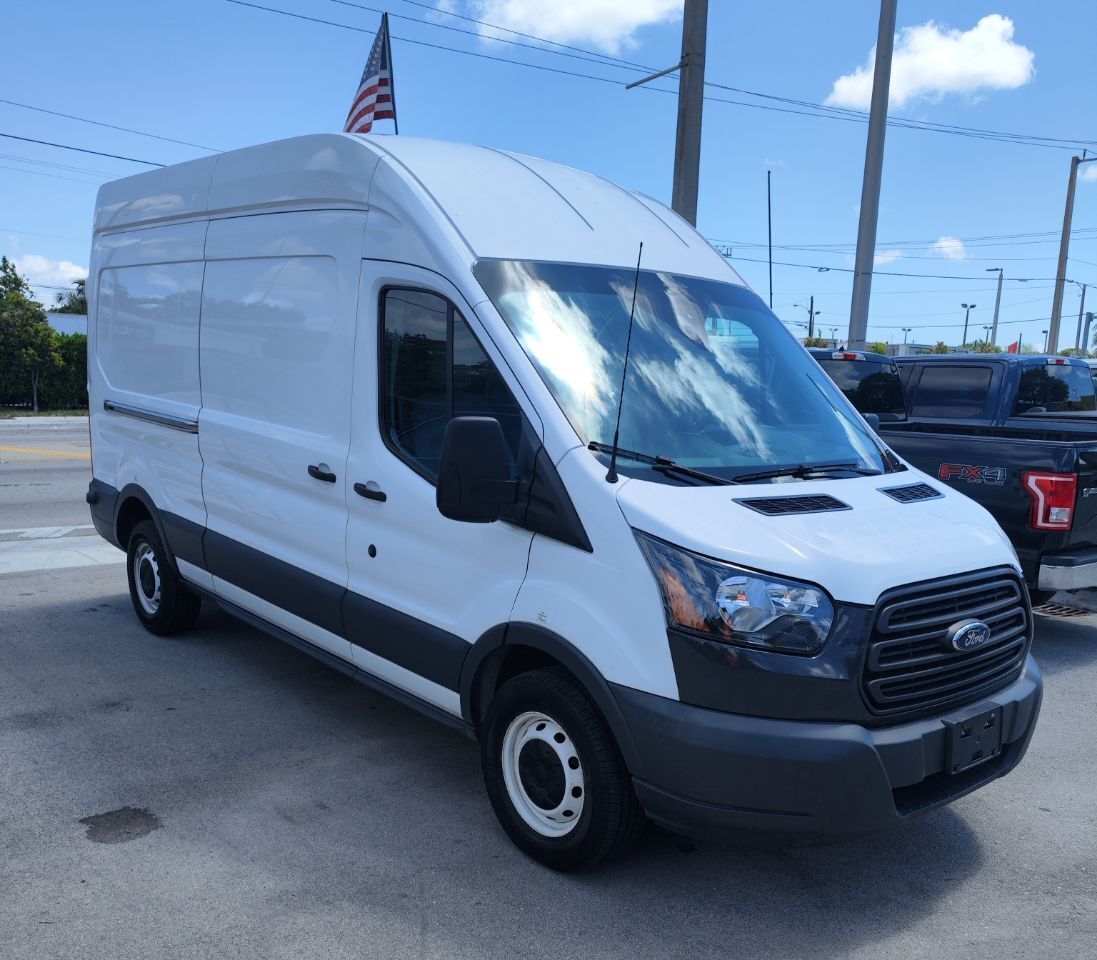 2018 FORD Transit