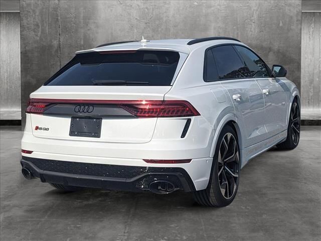 2024 Audi RS Q8