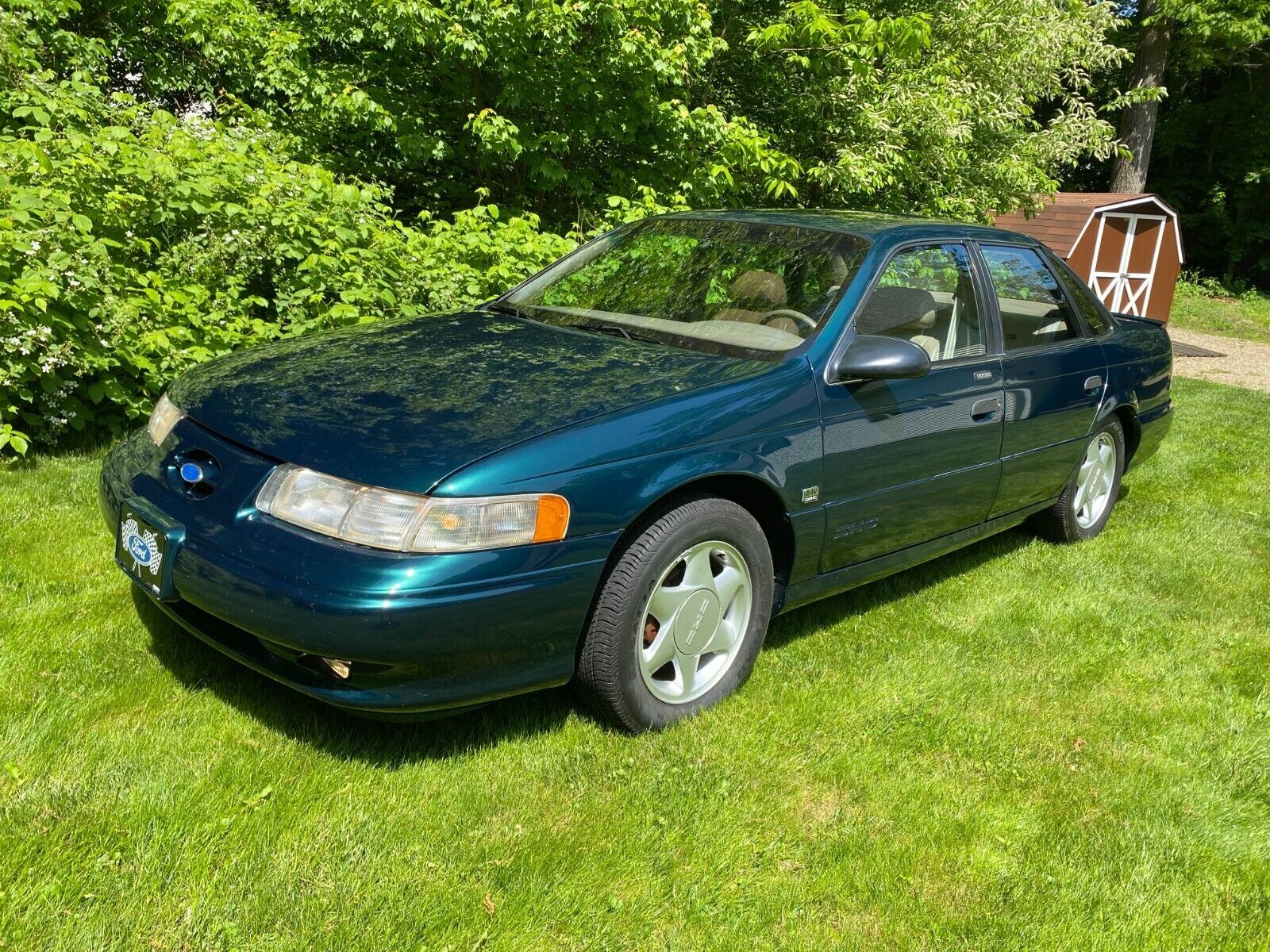 Ford Taurus