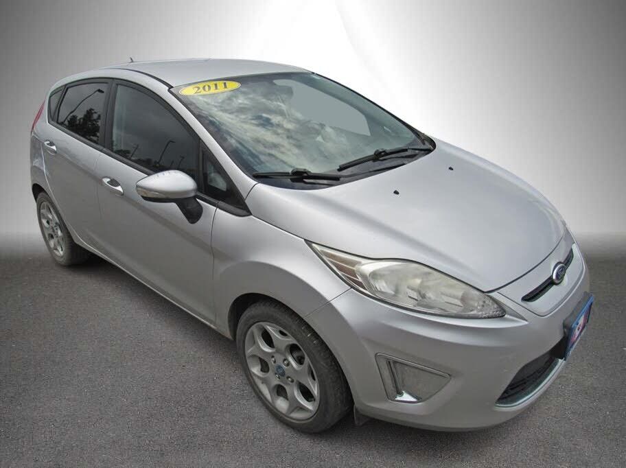 2011 FORD Fiesta
