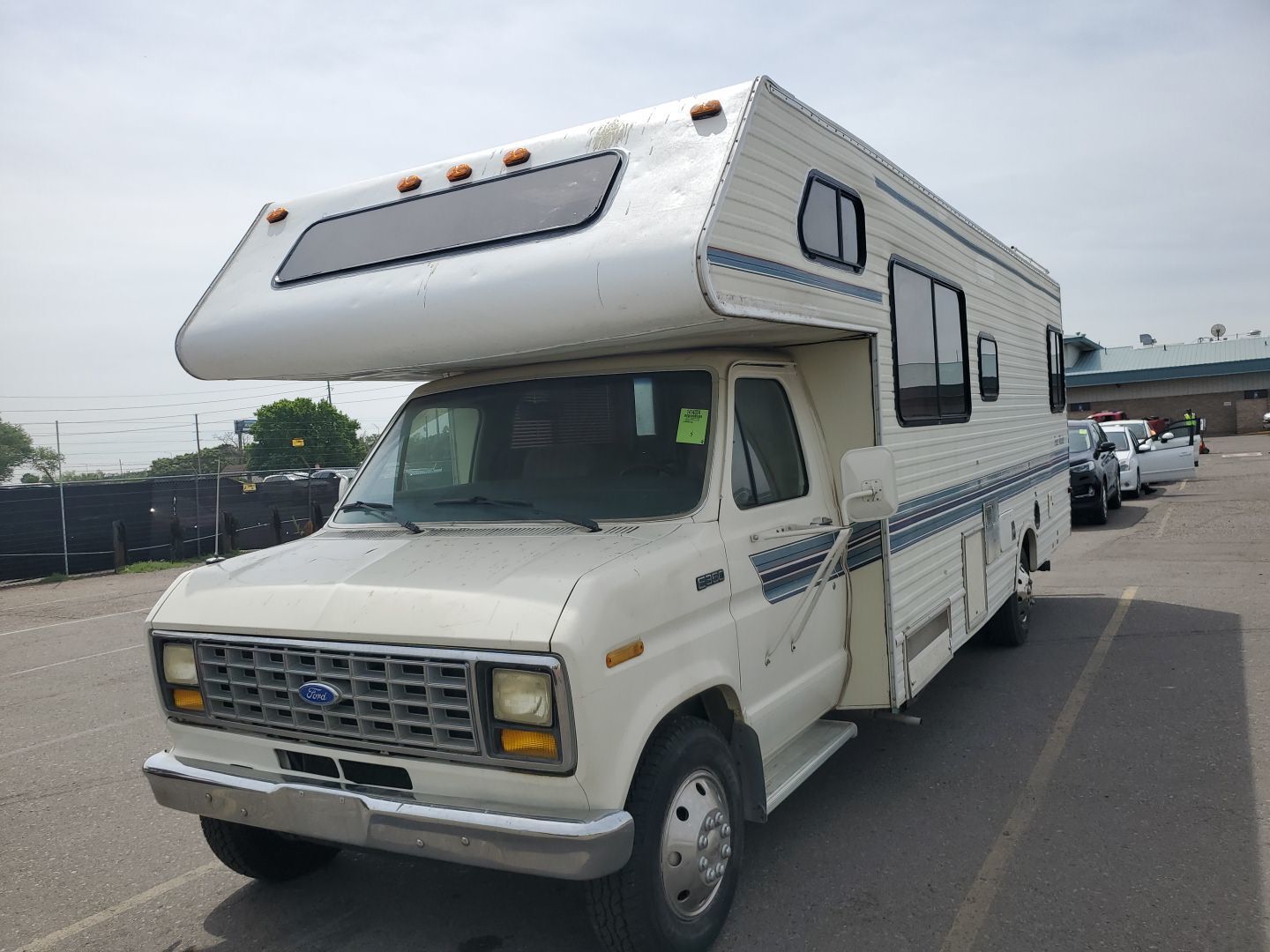 Ford E-350