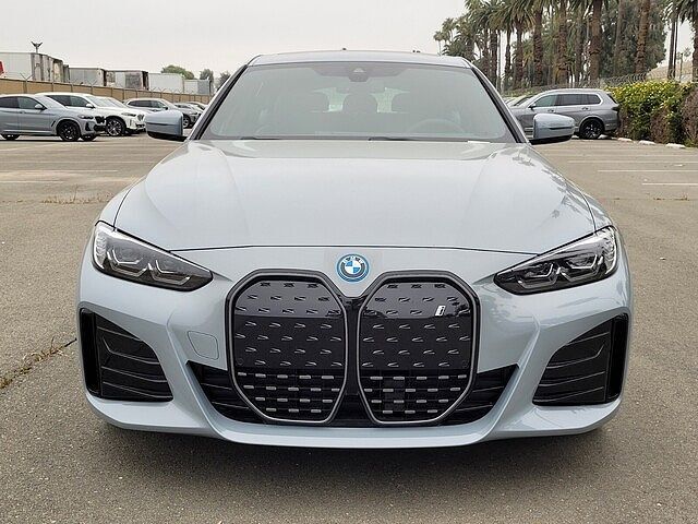 2024 BMW i4