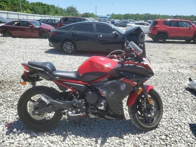 YAMAHA
