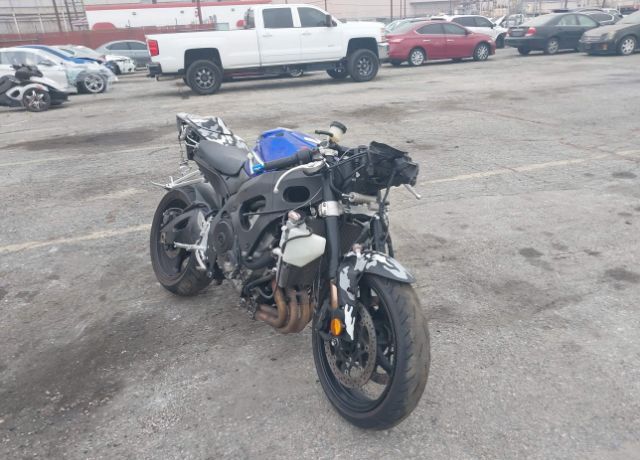 Suzuki GSX-R750