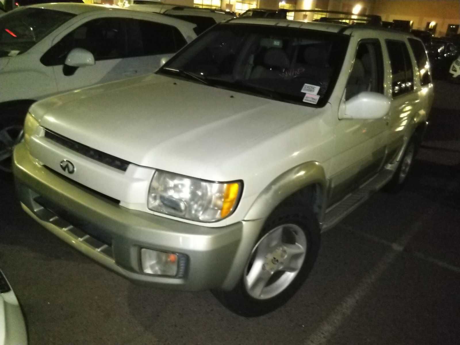 Infiniti QX4