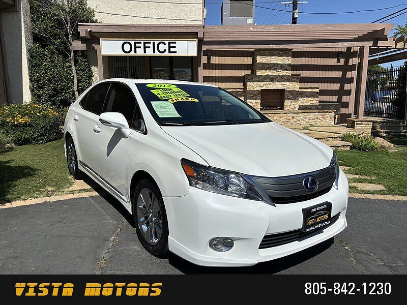Lexus HS