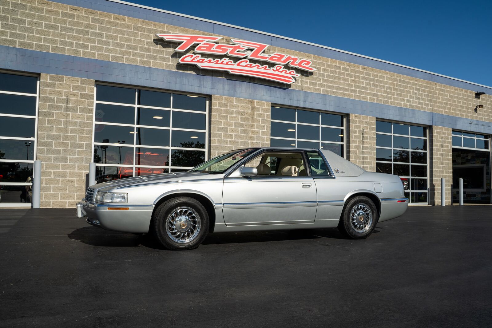 2002 CADILLAC Eldorado