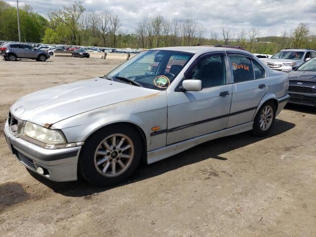 BMW 318i