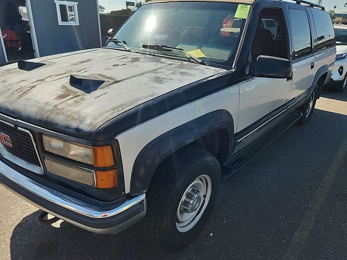 GMC Suburban