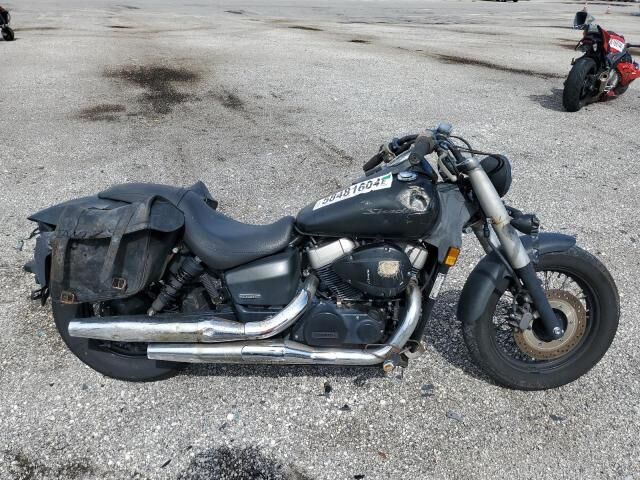 Honda VT750 (Shadow Phantom)