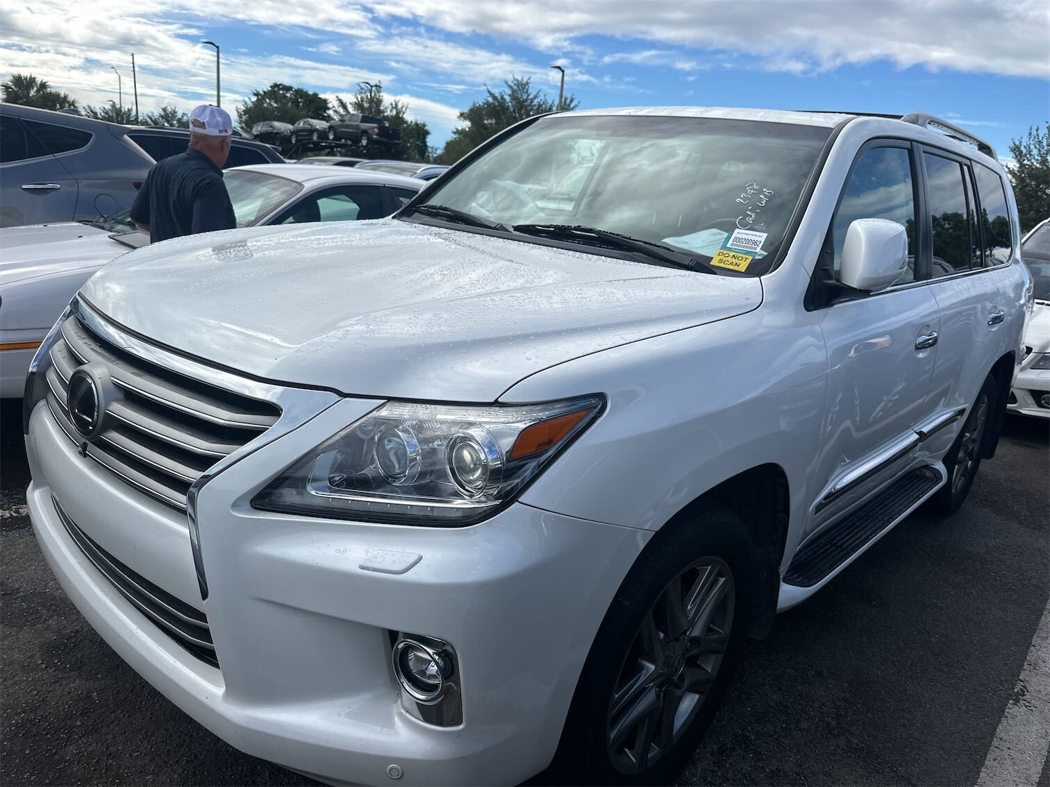 Lexus LX