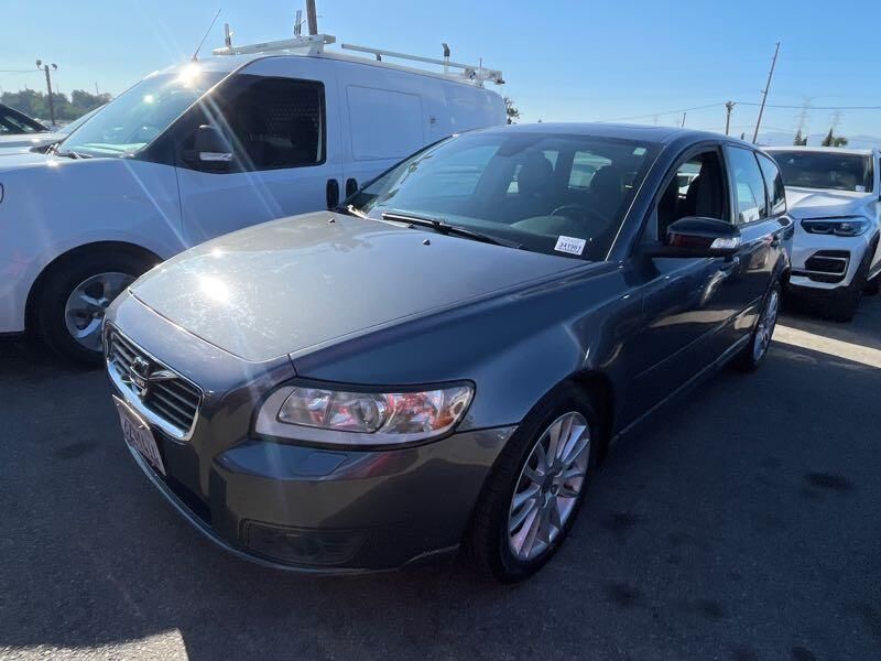 Volvo V50