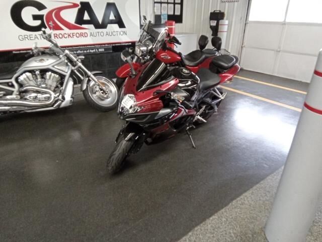 Suzuki GSX-R750