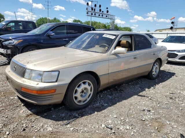 Lexus LS