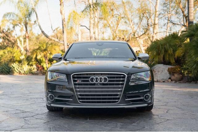 Audi S8