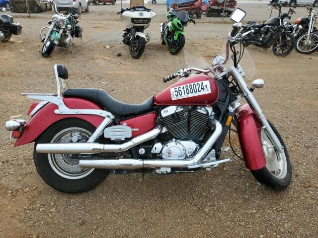 Honda VT1100C2 (SHADOW SABRE)