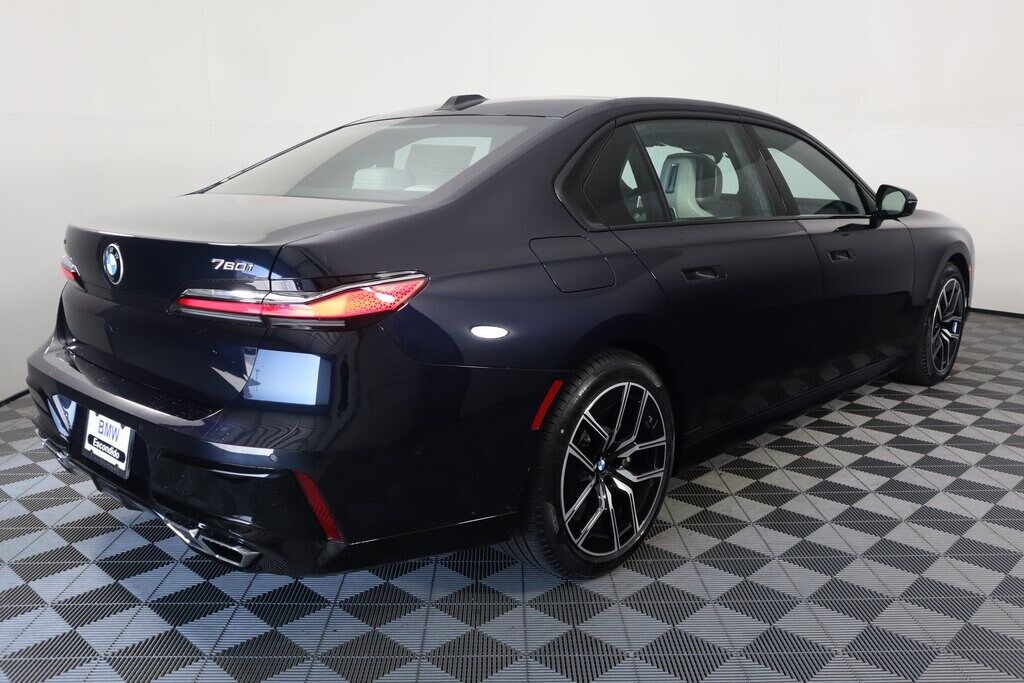 2024 BMW 760i