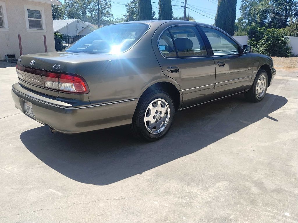 Infiniti I30