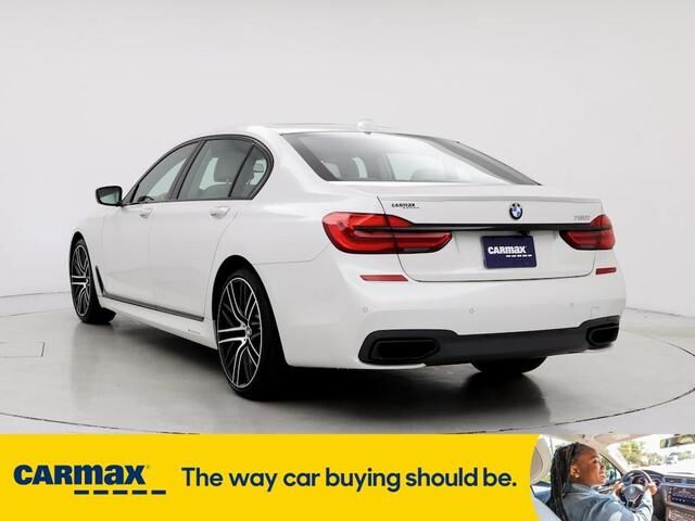 2018 BMW 750i