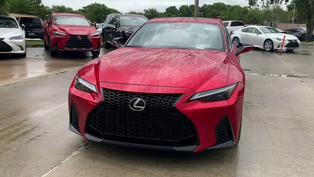 2024 Lexus IS