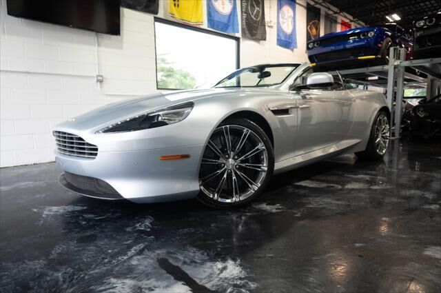 Aston Martin Virage