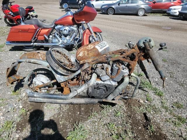 Suzuki VL800K