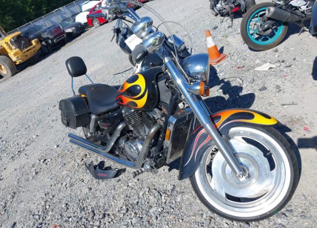 Honda VT1100C2 (SHADOW SABRE)