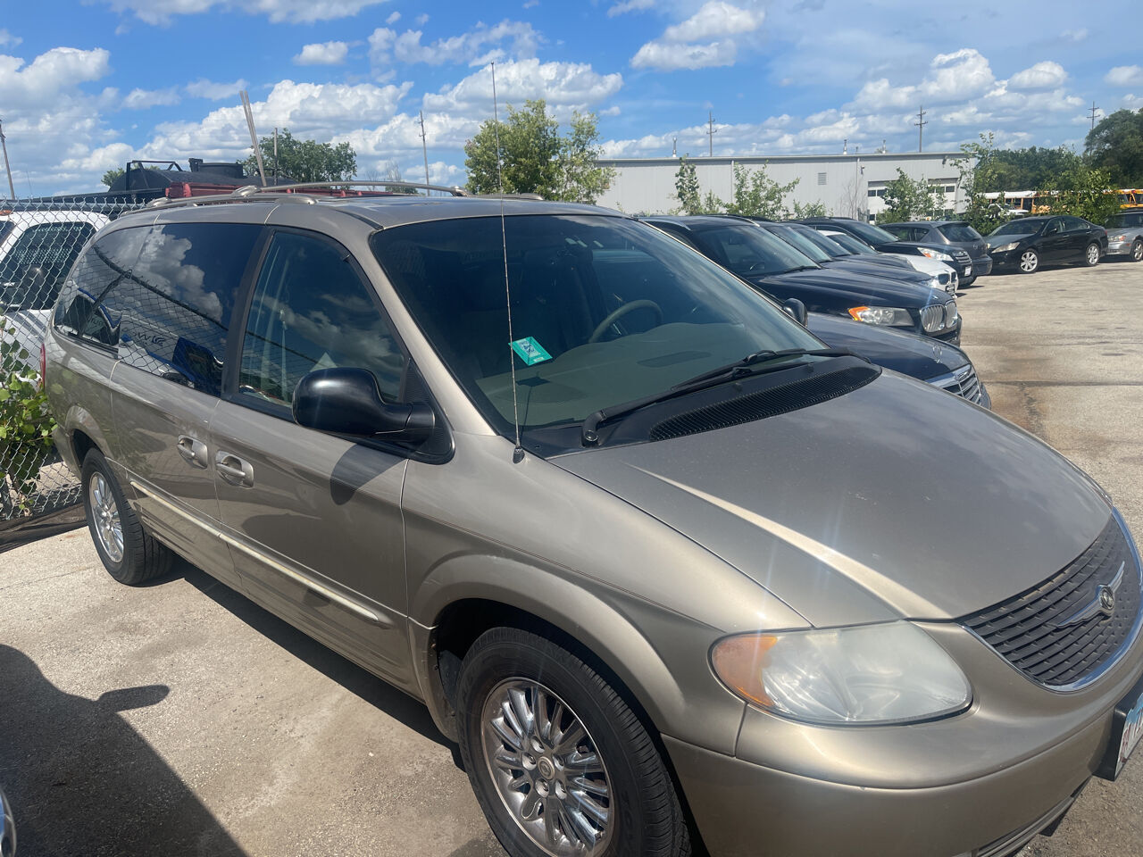 2003 CHRYSLER Town and Country