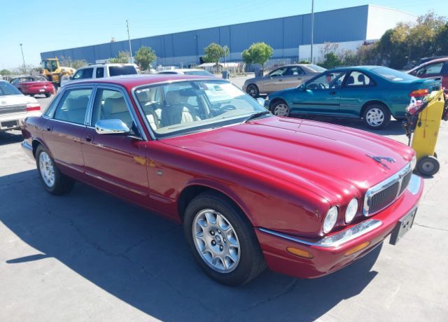 Jaguar XJ8