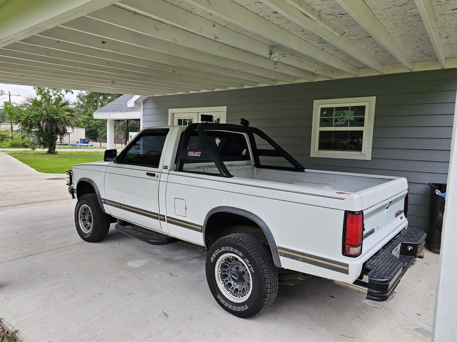 GMC Sonoma