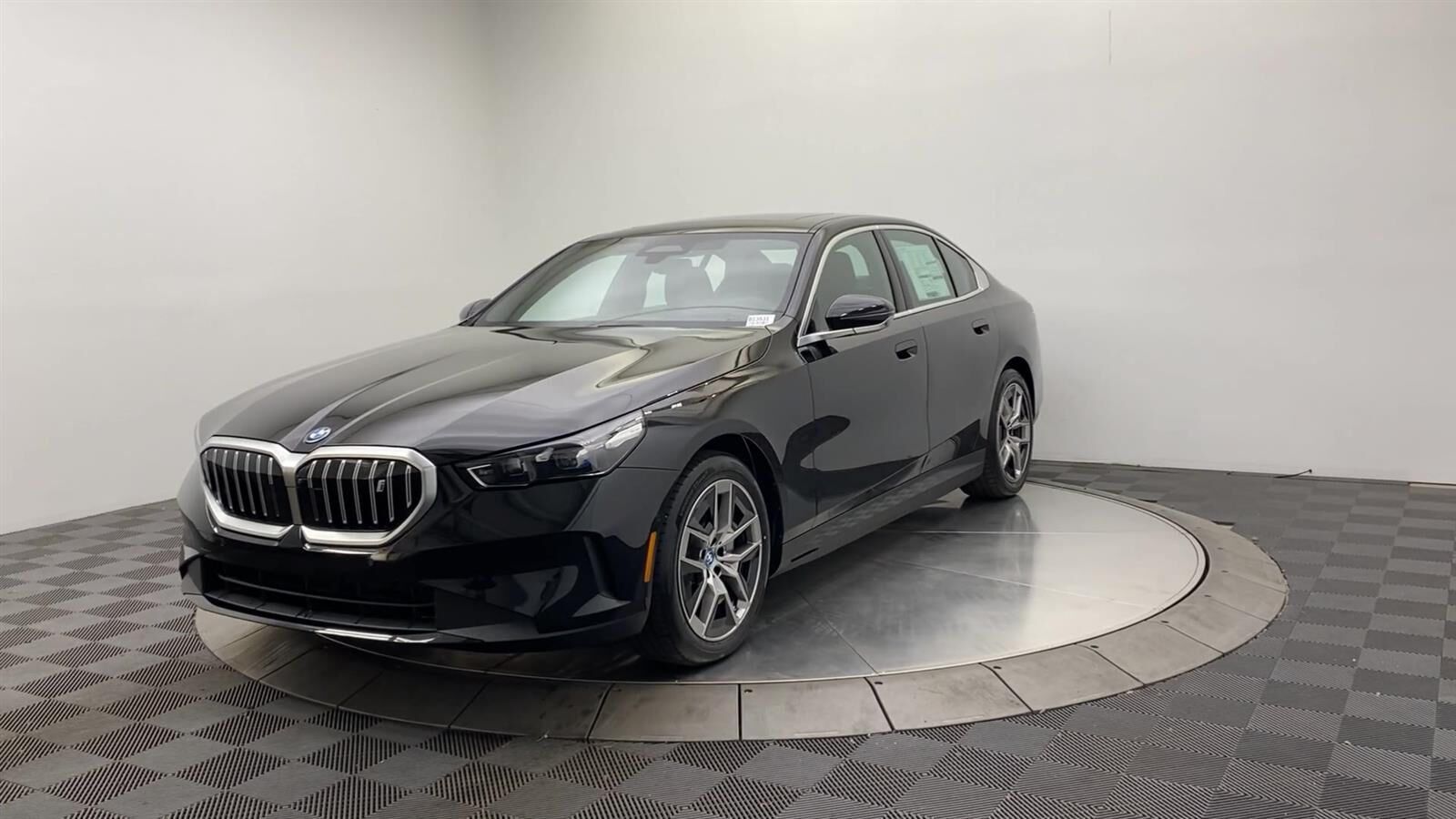 2025 BMW i5