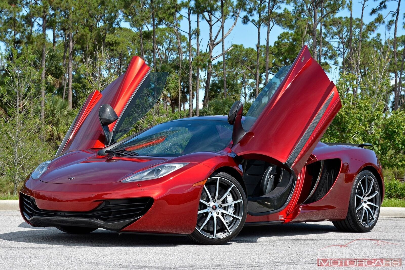 McLaren MP4-12C