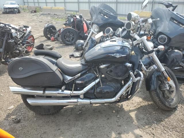 Suzuki VZ800