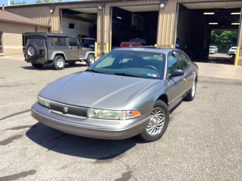 Chrysler LHS