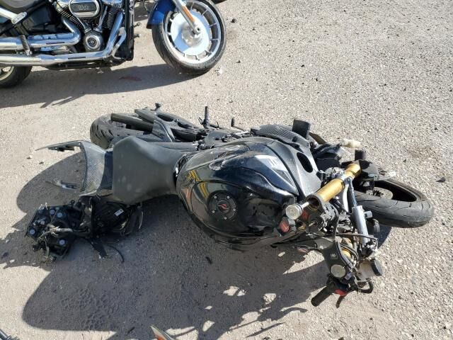 Suzuki GSX-R750L