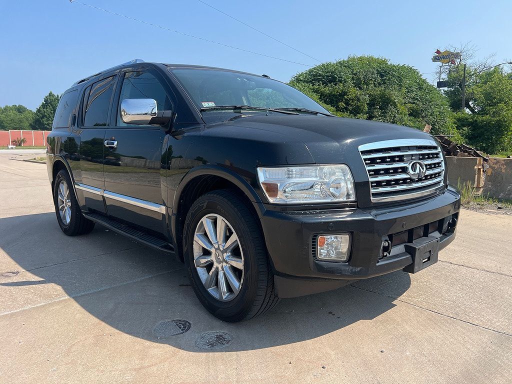 Infiniti QX56
