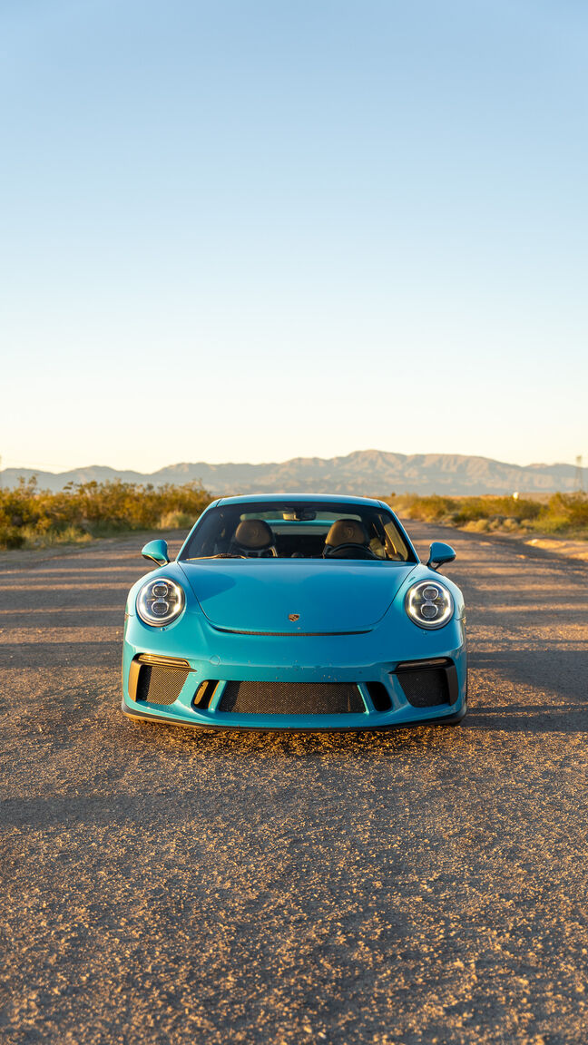PORSCHE