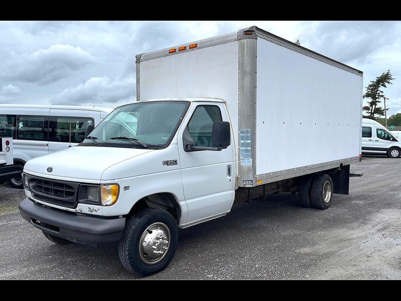 1999 FORD E-350
