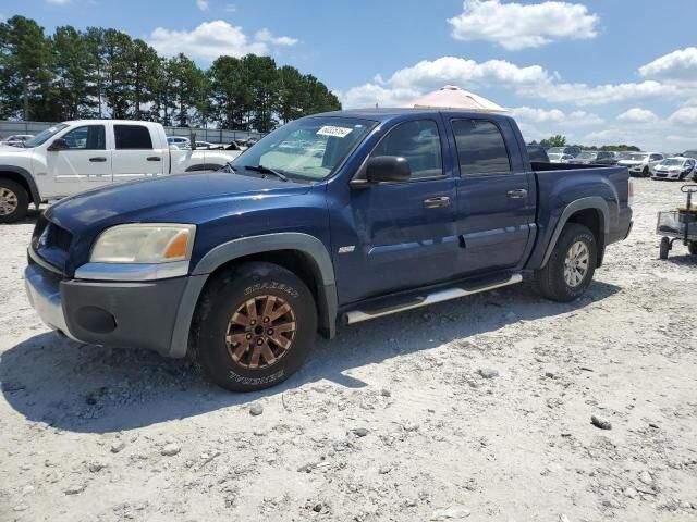 Mitsubishi Raider