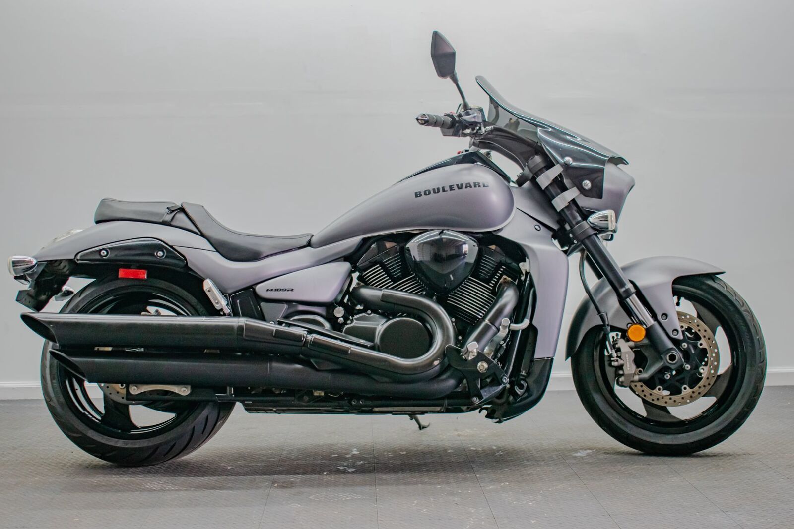 Suzuki VZR1800BZL